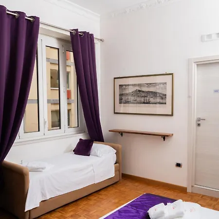 Cervantes 招待所 那不勒斯