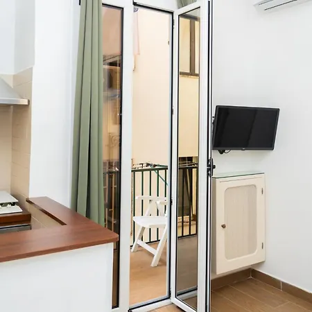 招待所 Cervantes 那不勒斯