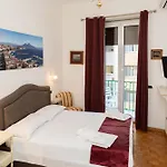Cervantes Νάπολη