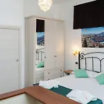 Cervantes 4* Νάπολη